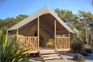 Lodges without bathrooms