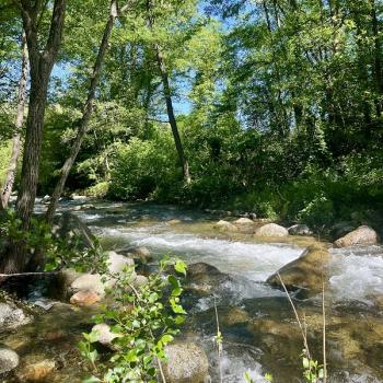 Accès privé rivière le Cady camping eau vive